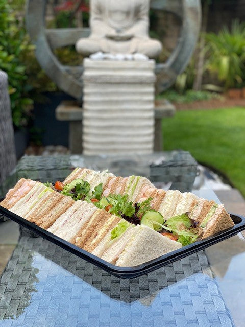 10 x Medium Sandwich Platters + Lids / Reusable and Recyclable (390mm x 300mm) - Caterline -